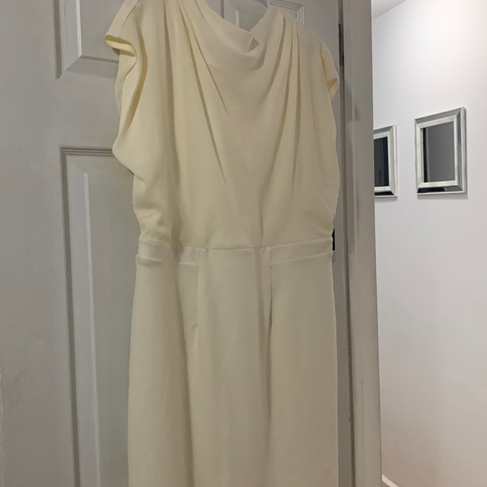 NWT. XXL Simply Vera cream midi dress for cocktail party, wedding or church flow